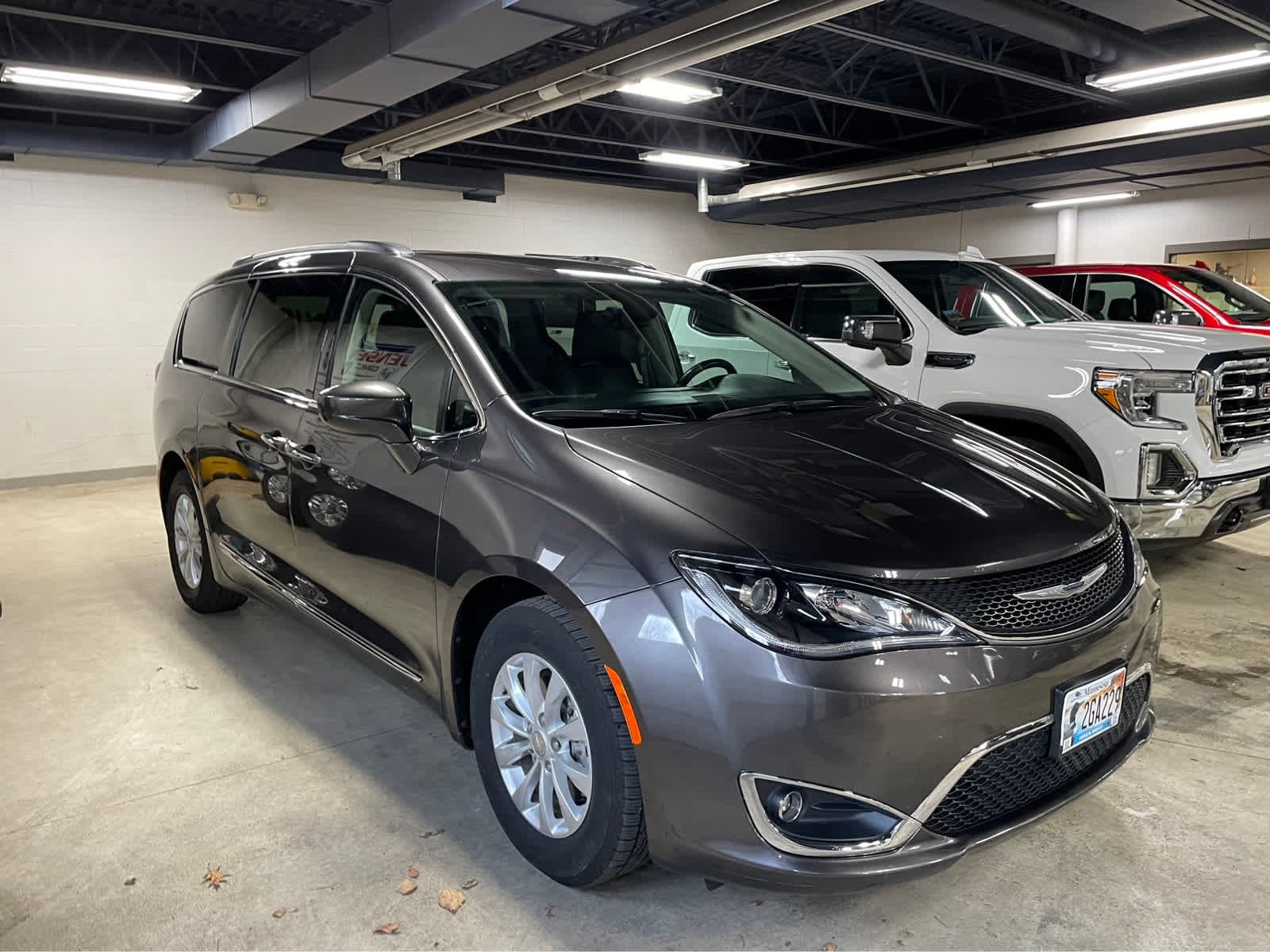 Used 2017 Chrysler Pacifica Touring-L with VIN 2C4RC1BG3HR823585 for sale in New Ulm, Minnesota
